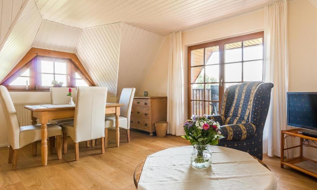 Haus Am Bodden 03 Leilighet Ahrenshoop Eksteriør bilde